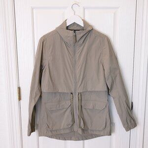 The North Face Women’s Jacket in Tan, Size Medium